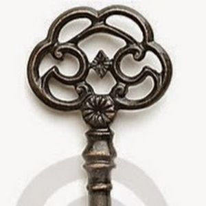 Meet your Posher, Tiffanhy